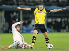  ??  ?? Lewandowsk­i y Ramos, en el Dortmund-Real Madrid de 2014.