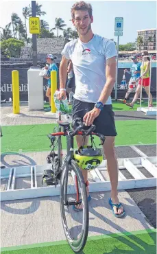  ?? FOTO: PRIVAT ?? Erlebnis Hawaii: Thomas Capellaro von der SG Niederwang­en wurde beim legendären Ironman 24. in seiner Altersklas­se 30 bis 34.