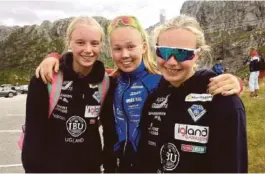  ??  ?? FORNØYDE: Regine Hodne Hørsdal, Maja Marie Ottersland Andresen og Marie Hodne Hørsdal godt fornøyde med årets innsats.