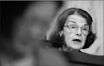  ?? KENT NISHIMURA / LOS ANGELES TIMES (2022) ?? Sen. Dianne Feinstein, D-calif., is recovering after being treated for shingles. The vaccine to fight the infection related to chickenpox is highly effective, but it is not perfect.