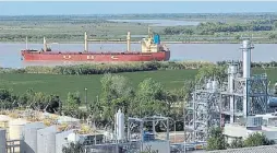  ??  ?? Barco. La Argentina exportaba 1,5 millones de toneladas de biodiésel a la U.E.