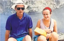  ?? ?? Family Barbara with her beloved dad on holiday in happier times