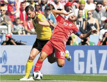  ?? AFP ?? Englische Härte: Der Belgier Jan Vertonghen (l.) spielt seit 2012 für Tottenham Hotspur.