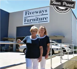  ?? Photo: Leandri van Staden ?? FLOOR SPACE: Daphne Beer and her daughter, Mel, showing off one of three storage buildings at Fiveways Furniture.