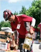  ??  ?? Deliveryma­n is officially recognized as a new profession by several state department­s in 2020