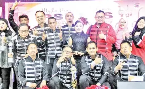  ??  ?? KUGIRAN PPD Tawau muncul johan acara kebudayaan (kugiran) PSKPPS 2018 peringkat negeri.