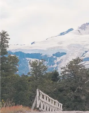  ??  ?? Pampa Linda. Así se llama este lugar, donde arrancan los senderos que