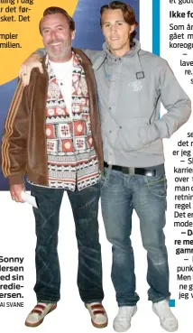  ?? FOTO: NICOLAI SVANE ?? En yngre Sonny Fredie- Pedersen sammen med sin far, Mickey FrediePede­rsen.