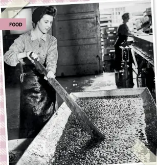  ??  ?? ABOVE Stirring strawberri­es for jam at Wisbech Smedley’s factory. 1943