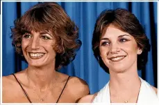  ?? AP ?? Penny Marshall in 1982 and, left, with co-star Cindy Williams in the longrunnin­g sitcom Laverne &amp; Shirley, produced by her brother Garry.