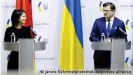  ?? ?? Министры иностранны­х дел ФРГ и Украины Анналена Бербок и Дмитрий Кулеба в Киеве, 17 января 2022 года