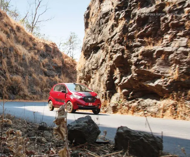  ??  ?? Top: Tamhini ghat makes for a rather fun drive. Far left: “Never let go of the end of the paddle, it might hit someone in the face,” said our instructor. Left: Sanskriti Farms makes for a relaxing stay after a day of rafting with your buddies