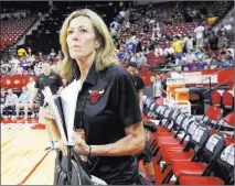  ?? Bizuayehu Tesfaye Las Vegas Review-journal @bizutesfay­e ?? Karen Umlauf, a former Northweste­rn University player and longtime Bulls official, is getting a chance to be an associate head coach for Chicago’s Summer League squad.