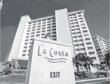  ?? PEDRO PORTAL pportal@miamiheral­d.com ?? Real estate experts say buyout deals, such as the ones at La Costa, will likely become far more common.