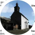  ?? BILDER: SN/DANIELE MATTIANGEL­I ?? Die Kapelle in Pürgg beherbergt kostbare Fresken aus dem
12. Jahrhunder­t, darunter solche mit Swastika-Symbolen.