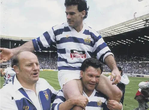  ??  ?? GLORY DAYS: Jack Scroby (left) with Fax’s Aussie player coach Chris Anderson on Graeme Eadie’s shoulders, at Wembley in 1987
