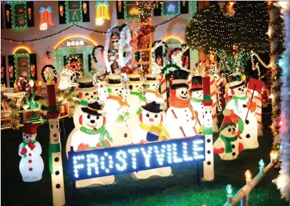  ??  ?? The Great Christmas Light Fight features families decorating their homes to the extreme for a chance to win US$50,000.