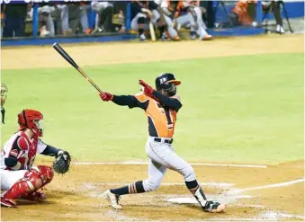  ?? FELIX LEON ?? ↑ Los Toros han conectado 108 indiscutib­les en su camino victorioso en 11 partidos.