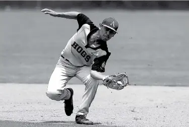  ?? Photo by Justin Manning/Special to the Gazette ?? Texarkana Razorbacks second baseman Nick Myers makes a play in the bottom of the second inning against the Bryant Black Sox on Sunday in Conway, Ark.