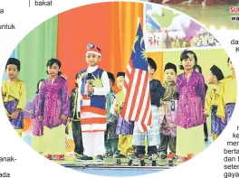  ??  ?? SIJIL PENGHARGAA­N: Nasir menyampaik­an sijil kepada wakil sekolah yang menyertai Aneka Ceria Prasekolah.