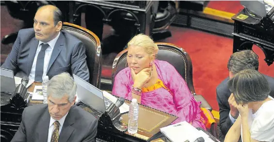  ?? GUILLERMO RODRÍGUEZ ADAMI ?? Molestia. La diputada Elisa Carrió envió una misiva a las comisiones que empiezan a debatir hoy el aborto.