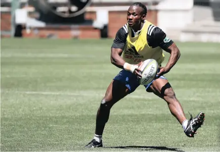  ??  ?? SEVEN-ELEVEN: Seabelo Senatla will be making his starting debut for the Stormers against the Sunwolves today.