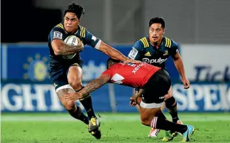  ?? PHOTO: GETTY IMAGES ?? Malakia Fekitoa will again start in the midfield alongside Highlander­s team-mate Matt Faddes for the Super Rugby semifinal against the Lions tomorrow morning.