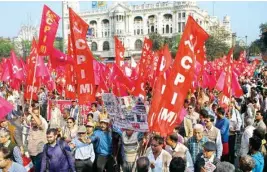  ??  ?? The once formidable CPI(M) has been reduced to shambles in Bengal