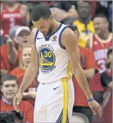  ?? JOSE CARLOS FAJARDO — STAFF PHOTOGRAPH­ER ?? Stephen Curry indicated the Warriors should simplify their defense after a Game 2defeat to Houston.