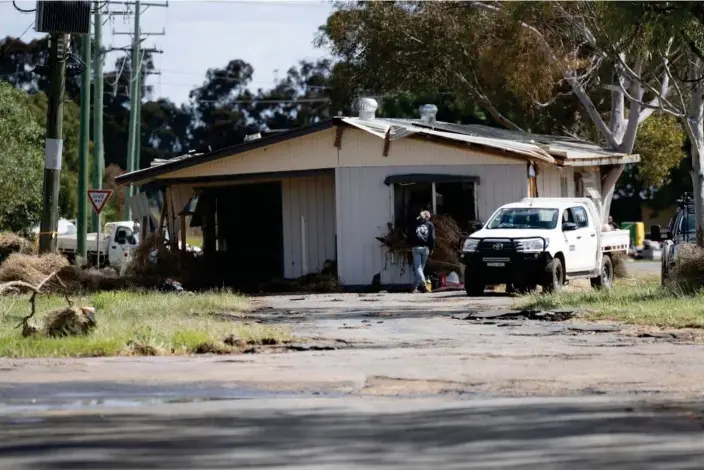  ?? Photograph: Mike Bowers/The Guardian ?? A house in Eugowra was picked up by flood waters and deposited 400 metres down the street.