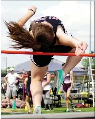 ?? Staff photograph­s by Randy Moll ?? Lady Blackhawk Jennifer Anthony cleared 4’02.00” in the high jump last week.