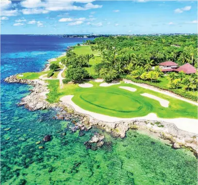  ?? ?? Vista panorámica del espectacul­ar complejo Casa de Campo, en La Romana, República Dominicana