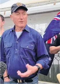  ?? PHOTO: FACEBOOK ?? Extremist . . . Queensland senator Fraser Anning talks to media during a rightwing protest at St Kilda Beach, Melbourne, last week.