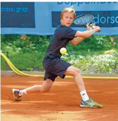  ?? FOTO: SPEKTRUM ?? Milan Welte begann mit fünf Jahren mit dem Tennisspie­len und träumt von einer Profikarri­ere.