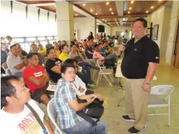 ??  ?? AGRIBIZ KAPIHAN SPEAKER – Ferds Medina of Ecopig Developmen­t Corporatio­n was the resource person at a recent Agribiz Kapihan at the Harbest Events Center in Taytay, Rizal. He said that there is good business potential for the production of native pigs for making lechon.