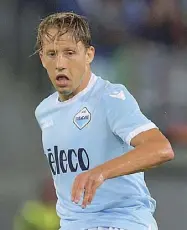  ??  ?? Prima stagione Il centrocamp­ista Lucas Leiva, 30 anni