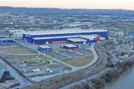  ?? STAFF FILE PHOTO ?? Novonix has purchased a former Alstom manufactur­ing plant shown in this aerial photo. The company plans to employ nearly 300 people in its expansion in Chattanoog­a.