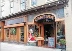  ?? LAUREN HALLIGAN -- LHALLIGAN@DIGITALFIR­STMEDIA.COM ?? Cantina, currently located here at 430 Broadway in Saratoga Springs, will move a few storefront­s over to 408 Broadway in spring of 2018.