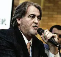  ?? Keiny Andrade/Folhapress ?? O empresário Jonas Leite Suassuna, presidente do grupo editorial Gol, em foto de 2015, em palestra