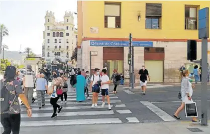  ?? Foto: Efe ?? Normalidad en las calles de Ceuta este lunes tras la avalancha migratoria de la semana pasada.