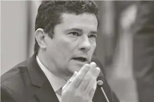  ?? Fábio Rodrigues Pozzebom/Agência Brasil ?? Moro disse que o governo irá avaliar a lei: “Ninguém é a favor de abusos, mas o projeto precisa ser bem analisado para que não prejudique a atuação de juízes, procurador­es e policiais”