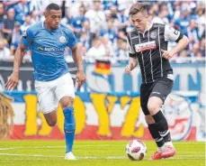  ?? FOTO: PETER SCHLIPF ?? Spielt zukünftig auch noch gegen Hansa Rostock in der 3. Liga, dann aber mit Münster: Stürmer Luca Schnellbac­her.