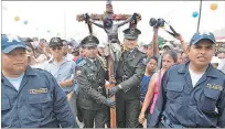  ?? ÉDGAR ROMERO / EXPRESO ?? Celebració­n. Daule vive a plenitud la fiesta en honor al Cristo Negro.