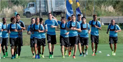  ?? — AFP ?? Uruguay players at a training session at the Complejo Celeste training centre in Montevideo.