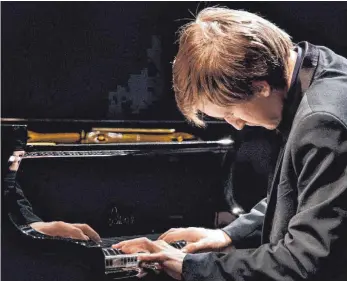  ?? FOTO: CHRISTOPHE GREMIOT ?? „Artist in residence“des Bodenseefe­stivals ist der 30-jährige Pianist Dmitry Masleev.