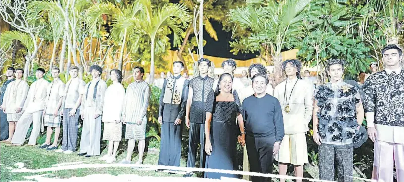  ?? ?? FIRST Lady Liza Araneta-Marcos and Paul Cabral at the ‘Una: Paul Cabral Premier Gala’ at the Laperal Mansion.