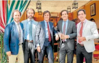  ?? ?? Pedro Beca, Antonio Díaz, Gonzalo Ladrón de Guevara, Cristian Domínguez Porres y Manuel Pérez de Guzmán