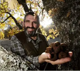  ?? (Photo doc Ph. A.) ?? Pour faire un champignon, il faut qu’il pleuve et que la terre soit réchauffée, ce qui n’a pas été le cas. Le président du syndicat des trufficult­eurs du Var annonce une saison médiocre.