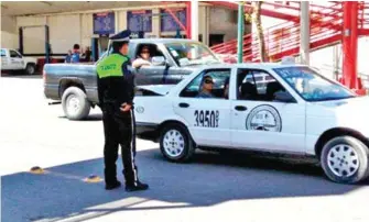  ??  ?? Continúan las quejas contra los agentes de Tránsito