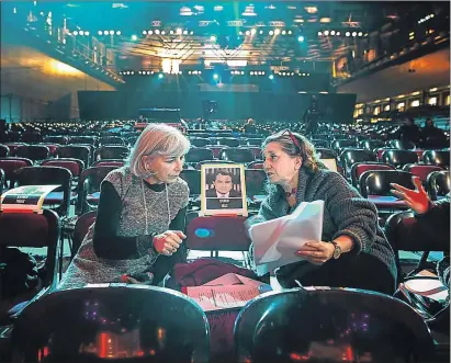  ?? LAURA GUERRERO ?? Un momento del ensayo de la ceremonia de los premios Gaudí del cine catalán de este año